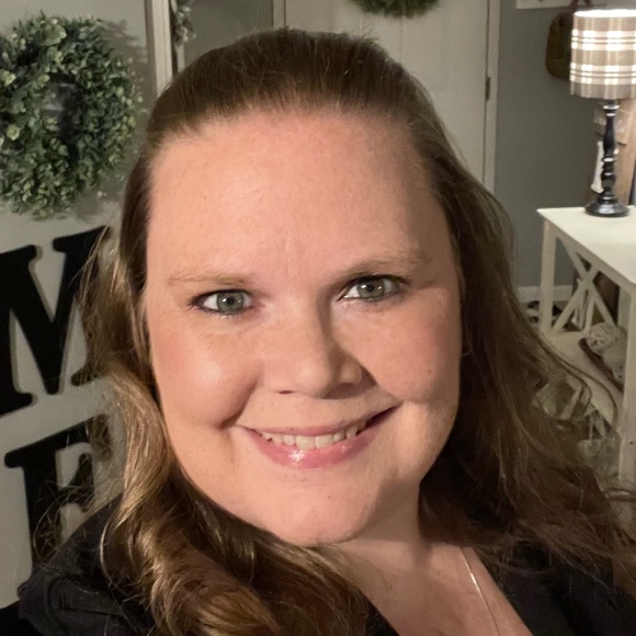 Meet your Posher, Kelly - Picture 1 of 1